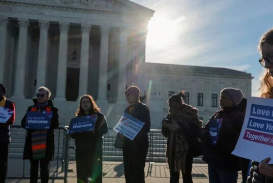 US Supreme Court sides with Trump in asylum-processing case