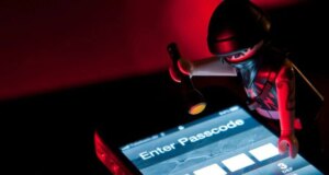 NCCIA bust mobile data sale network in Lahore