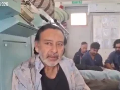 Pakistani hostages held by Somali pirates issue new distress message seeking govt help
